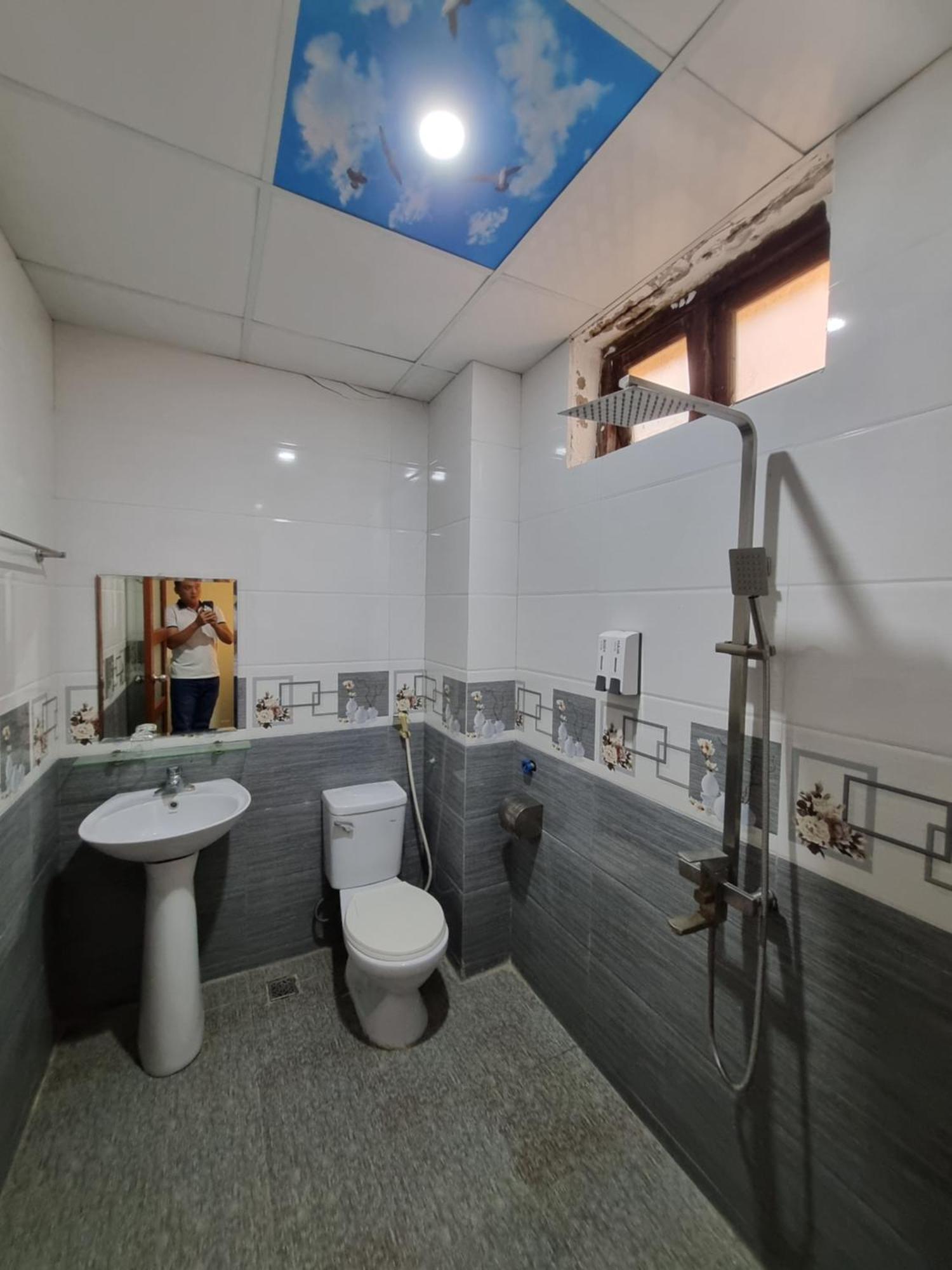 Khach San Vien Dong Hotel Cửa Lò Екстериор снимка
