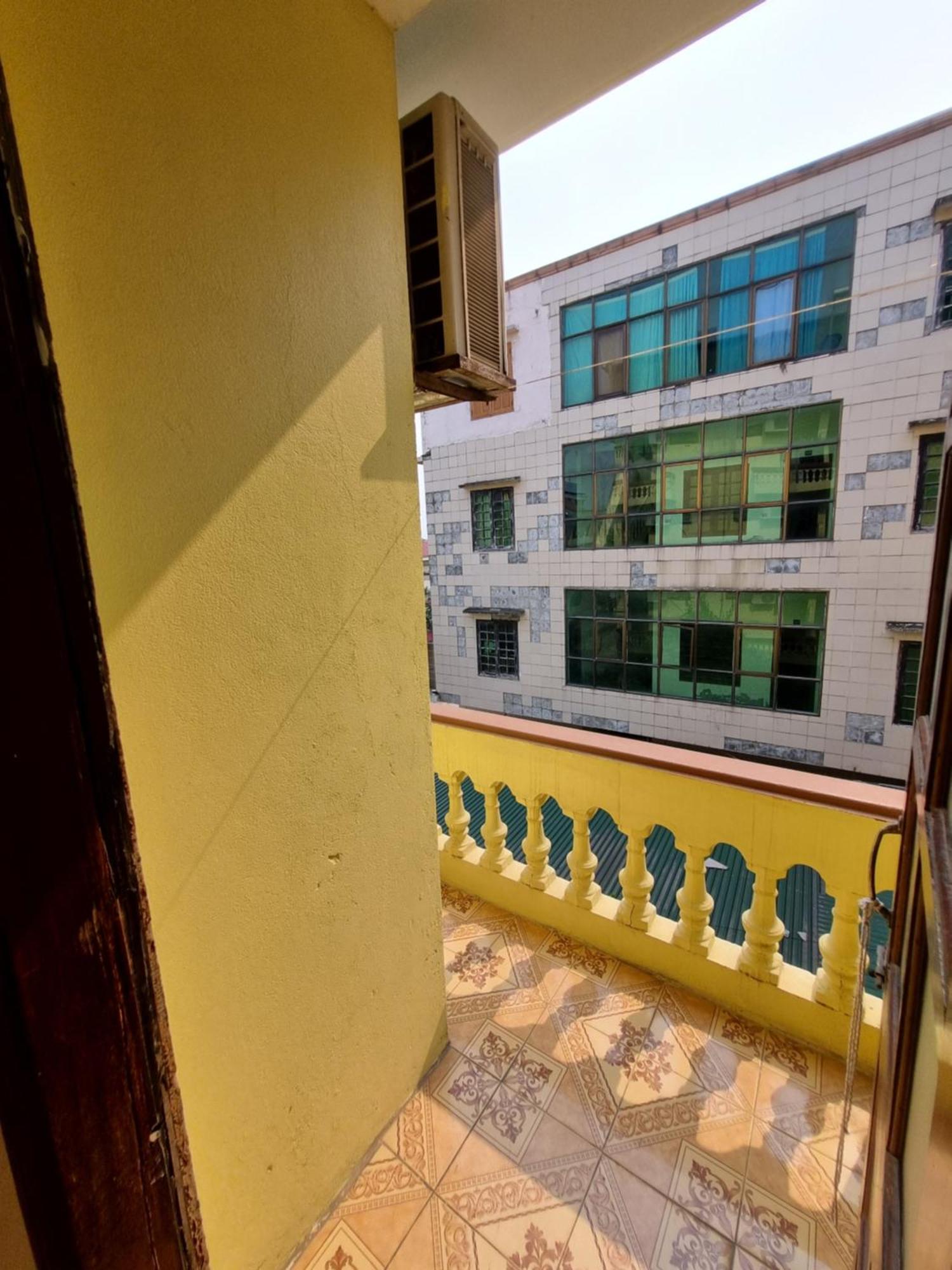 Khach San Vien Dong Hotel Cửa Lò Екстериор снимка
